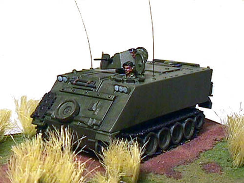 (100NAM06) M113 APC