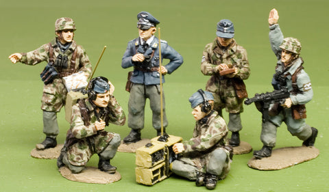 (ING52) Fallschirmjager Officers & radio ops (6 figures)